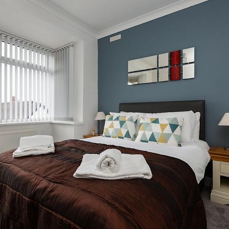 Hillside House - 2 Bedrooms Parking Wi-Fi Hospital Blackpool Exterior photo