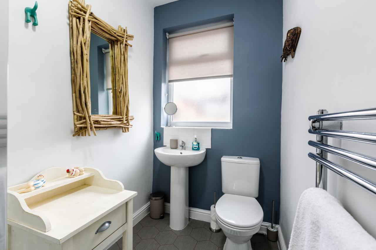 Hillside House - 2 Bedrooms Parking Wi-Fi Hospital Blackpool Exterior photo