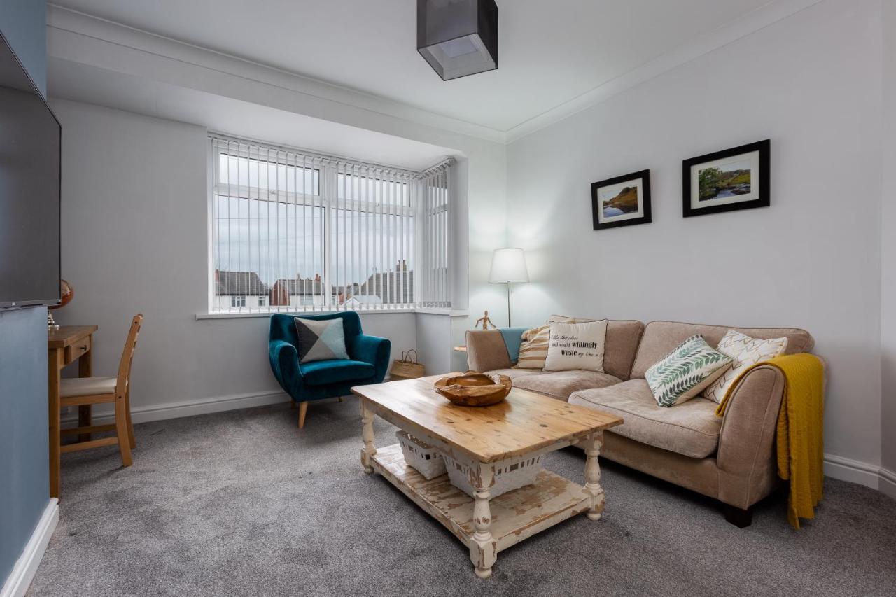 Hillside House - 2 Bedrooms Parking Wi-Fi Hospital Blackpool Exterior photo
