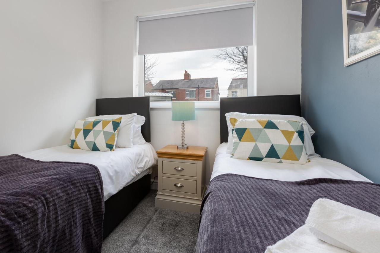 Hillside House - 2 Bedrooms Parking Wi-Fi Hospital Blackpool Exterior photo