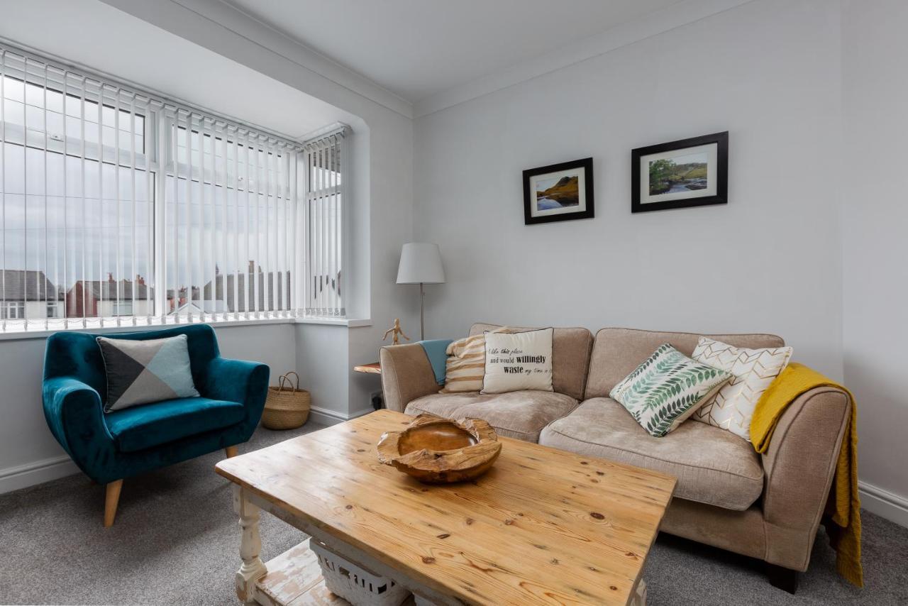 Hillside House - 2 Bedrooms Parking Wi-Fi Hospital Blackpool Exterior photo